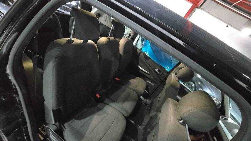 Used Ford S-Max 2011 for sale - 77735374: Photo 23