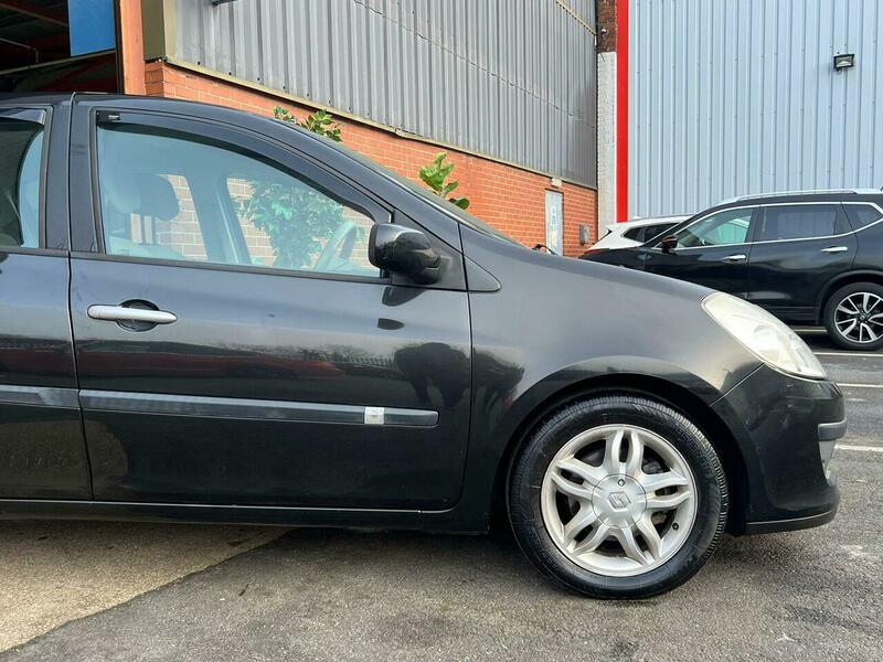 Used Renault Clio 2006 for sale - 77735386: Photo 11