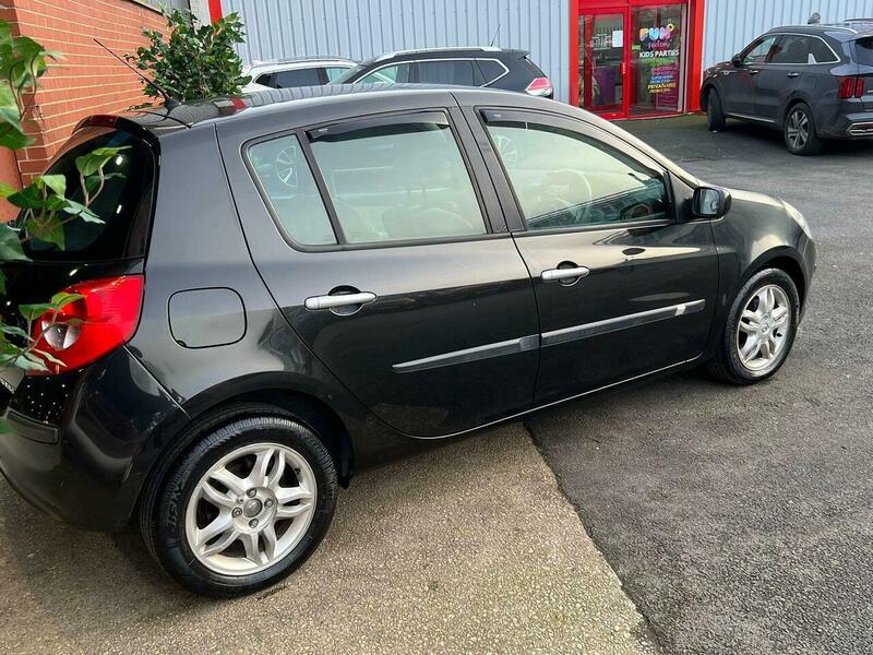 Used Renault Clio 2006 for sale - 77735386: Photo 12