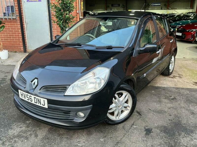 Used Renault Clio 2006 for sale - 77735386: Photo 2