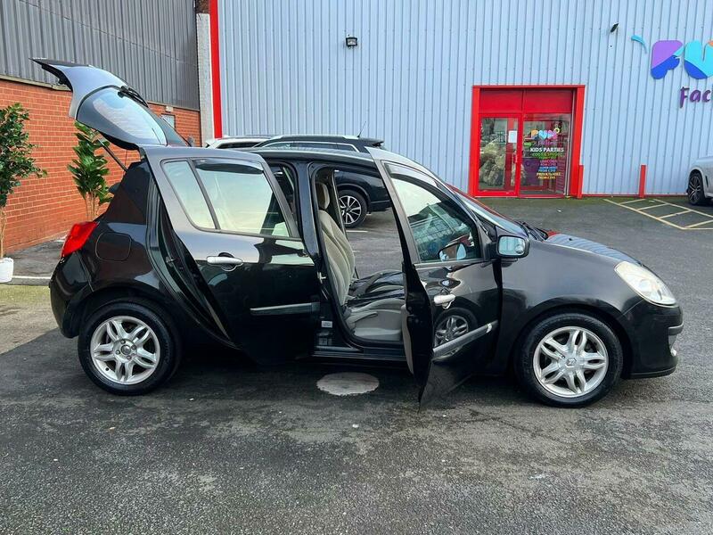 Used Renault Clio 2006 for sale - 77735386: Photo 25