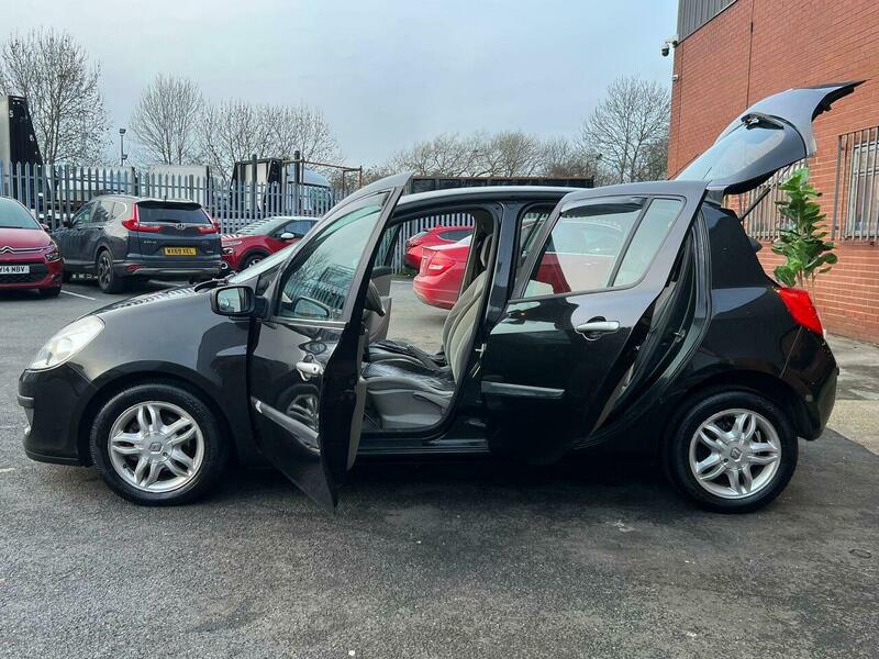 Used Renault Clio 2006 for sale - 77735386: Photo 30