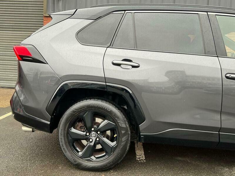 Used Toyota RAV4 2019 for sale - 77735382: Photo 18