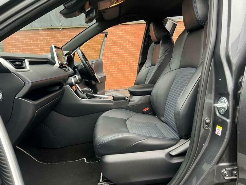 Used Toyota RAV4 2019 for sale - 77735382: Photo 41