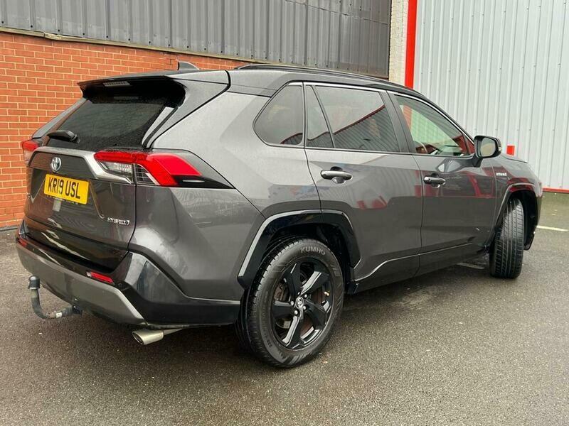 Used Toyota RAV4 2019 for sale - 77735382: Photo 6