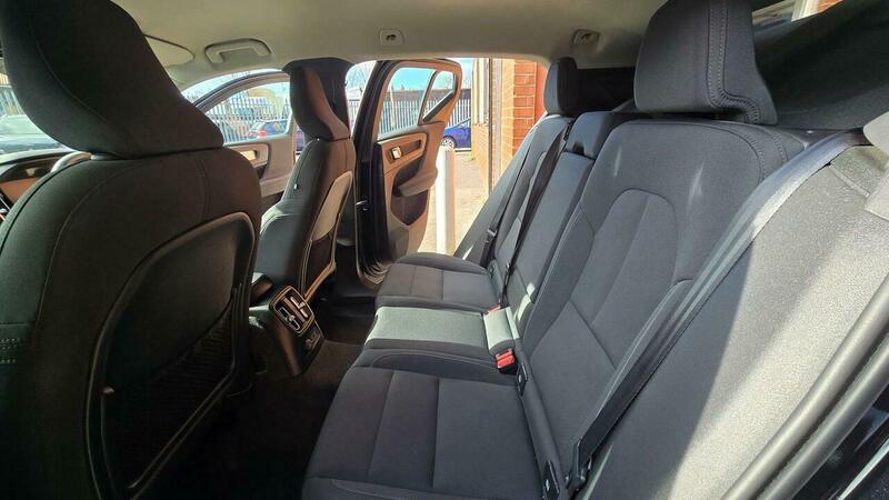 Used Volvo XC40 2021 for sale - 78140981: Photo 42