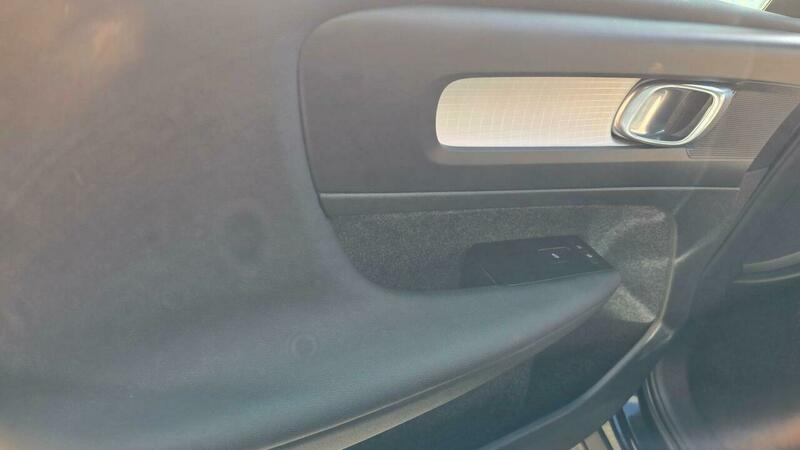 Used Volvo XC40 2021 for sale - 78140981: Photo 44