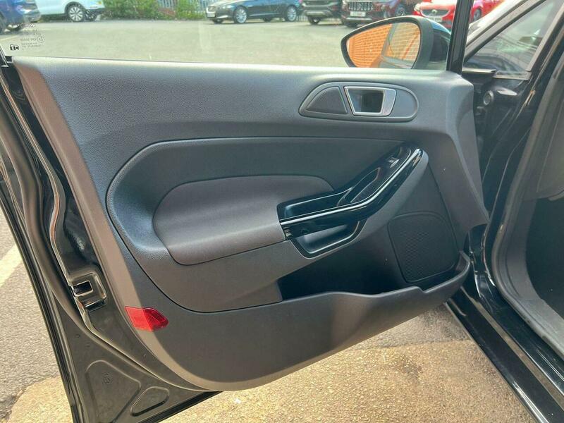 Used Ford Fiesta 2013 for sale - 78140884: Photo 26