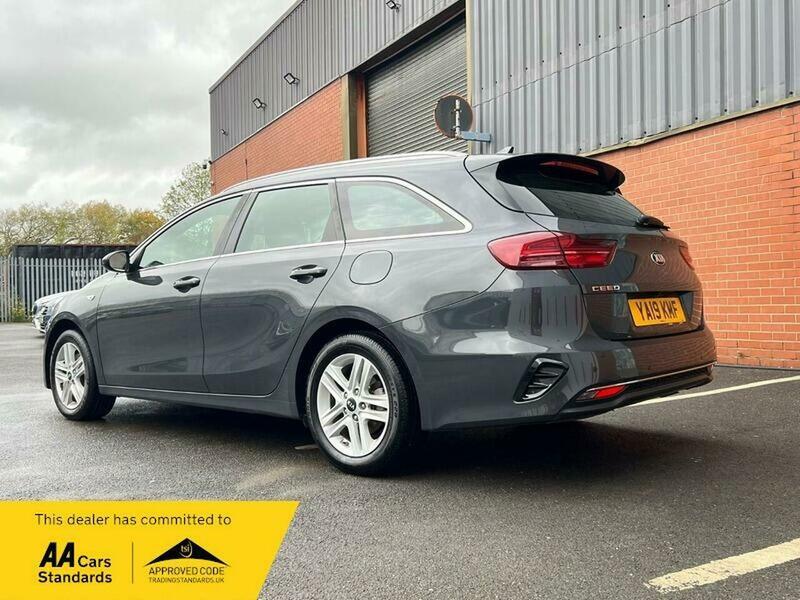 Used Kia Ceed 2019 for sale - 77735393: Photo 4