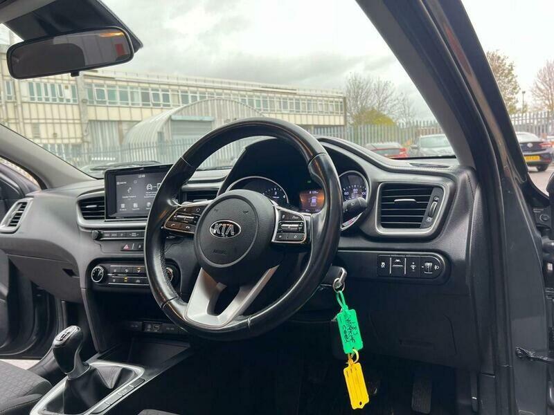 Used Kia Ceed 2019 for sale - 77735393: Photo 44