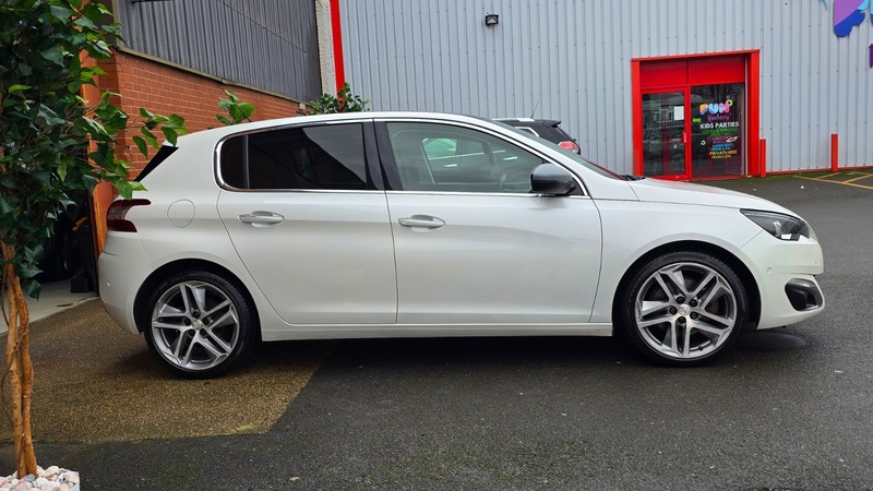 Used Peugeot 308 2013 for sale - 77735414: Photo 18