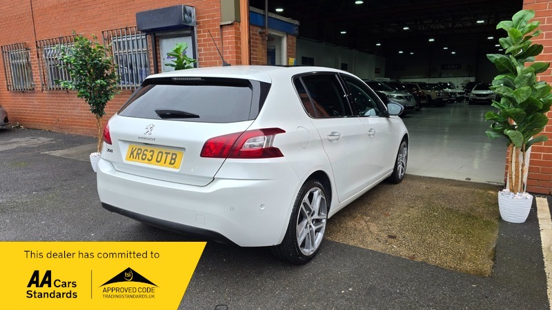 Used Peugeot 308 2013 for sale - 77735414: Photo 3
