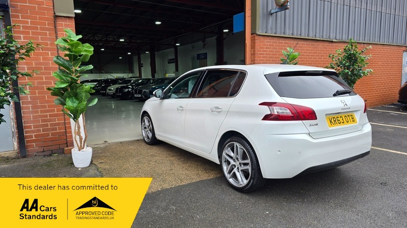 Used Peugeot 308 2013 for sale - 77735414: Photo 4