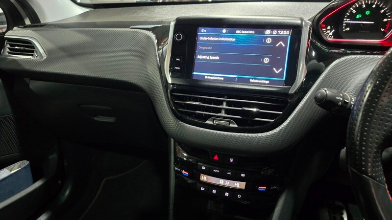 Used Peugeot 2008 2017 for sale - 77735389: Photo 40