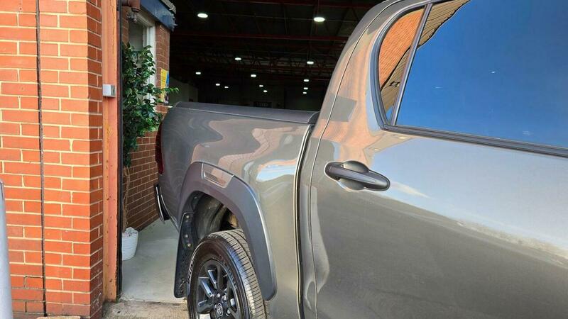 Used Toyota Hilux 2023 for sale - 78062063: Photo 21