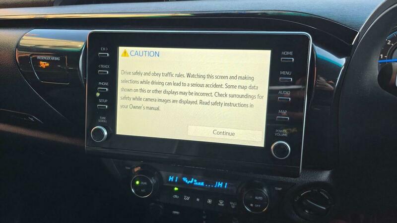 Used Toyota Hilux 2023 for sale - 78062063: Photo 31