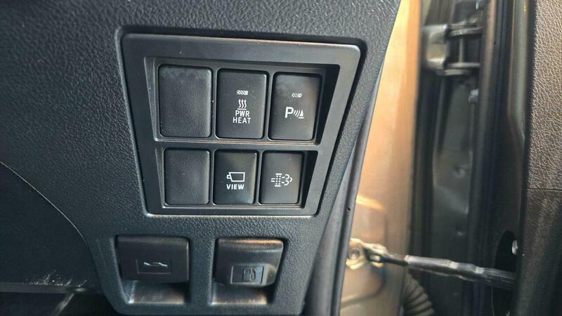 Used Toyota Hilux 2023 for sale - 78062063: Photo 35