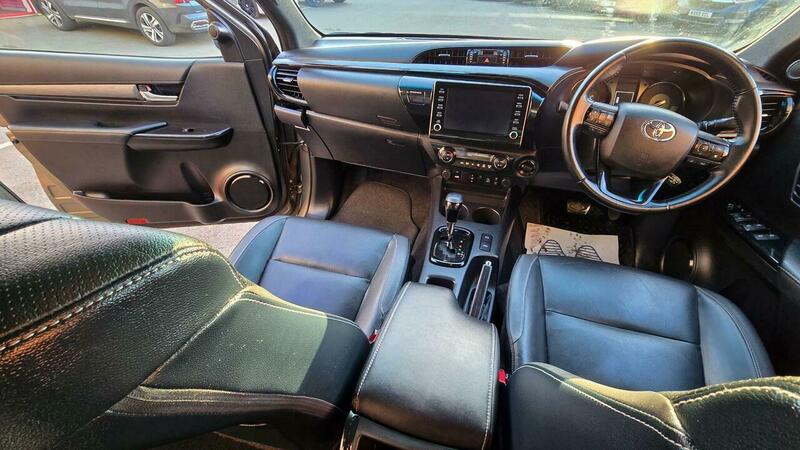 Used Toyota Hilux 2023 for sale - 78062063: Photo 39