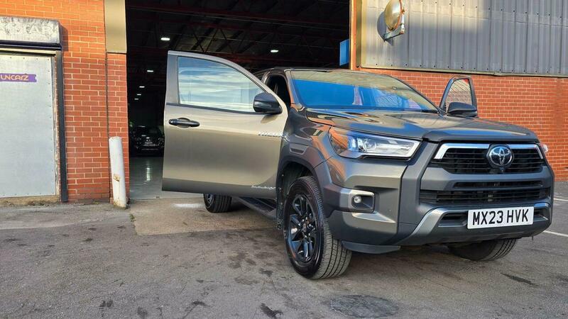 Used Toyota Hilux 2023 for sale - 78062063: Photo 47