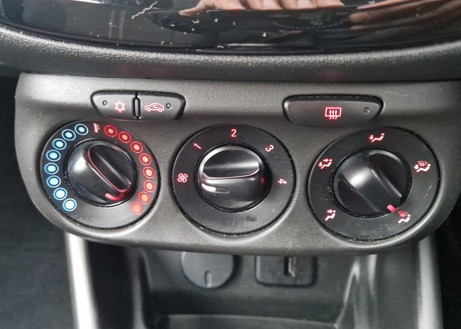 Used Vauxhall Corsa 2017 for sale - 76595551: Photo 73