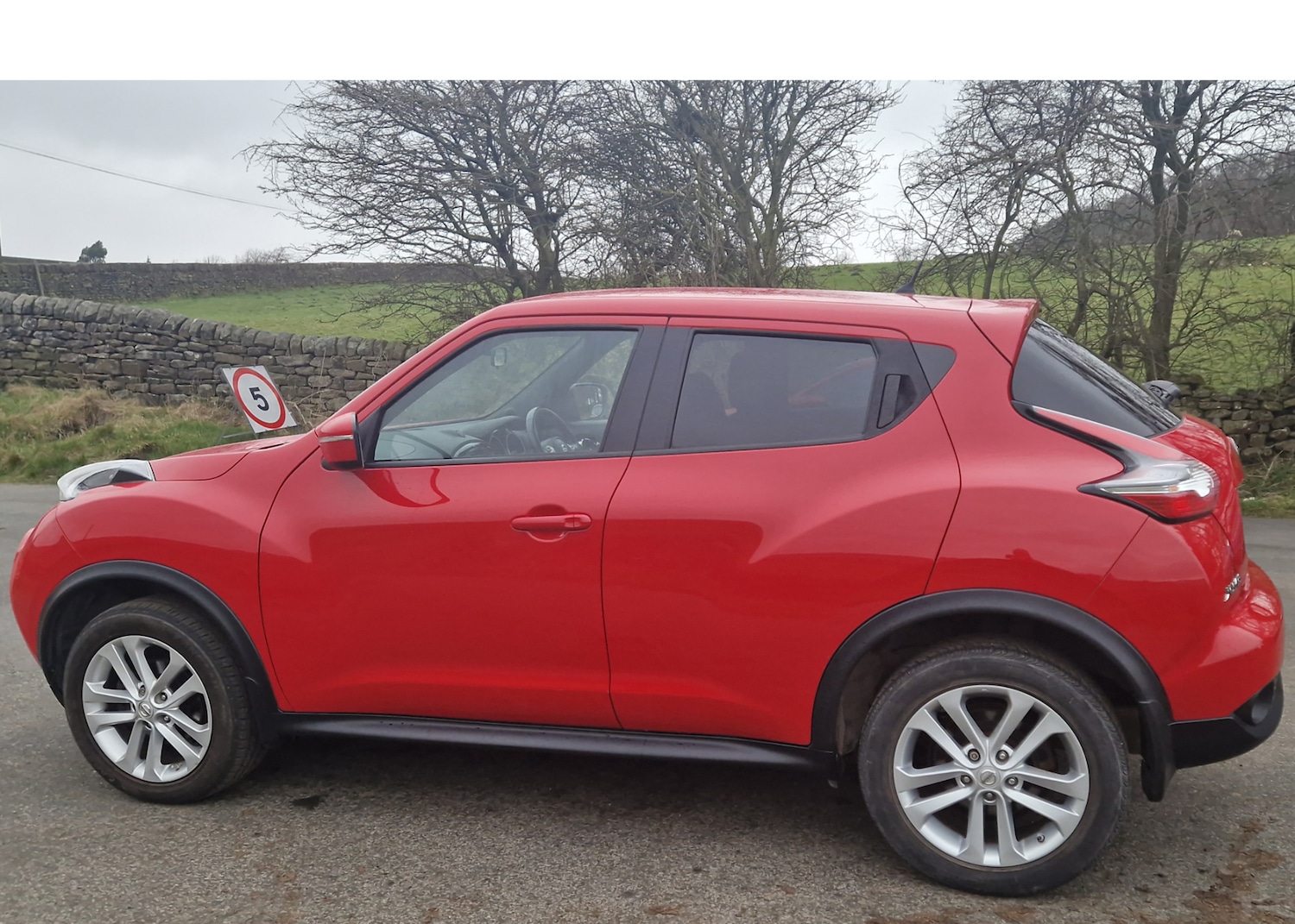 Used Nissan Juke 2015 for sale - 77718950: Photo 21