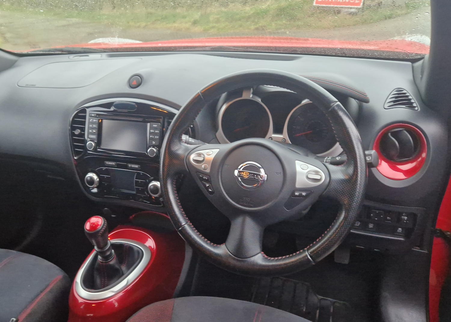 Used Nissan Juke 2015 for sale - 77718950: Photo 3