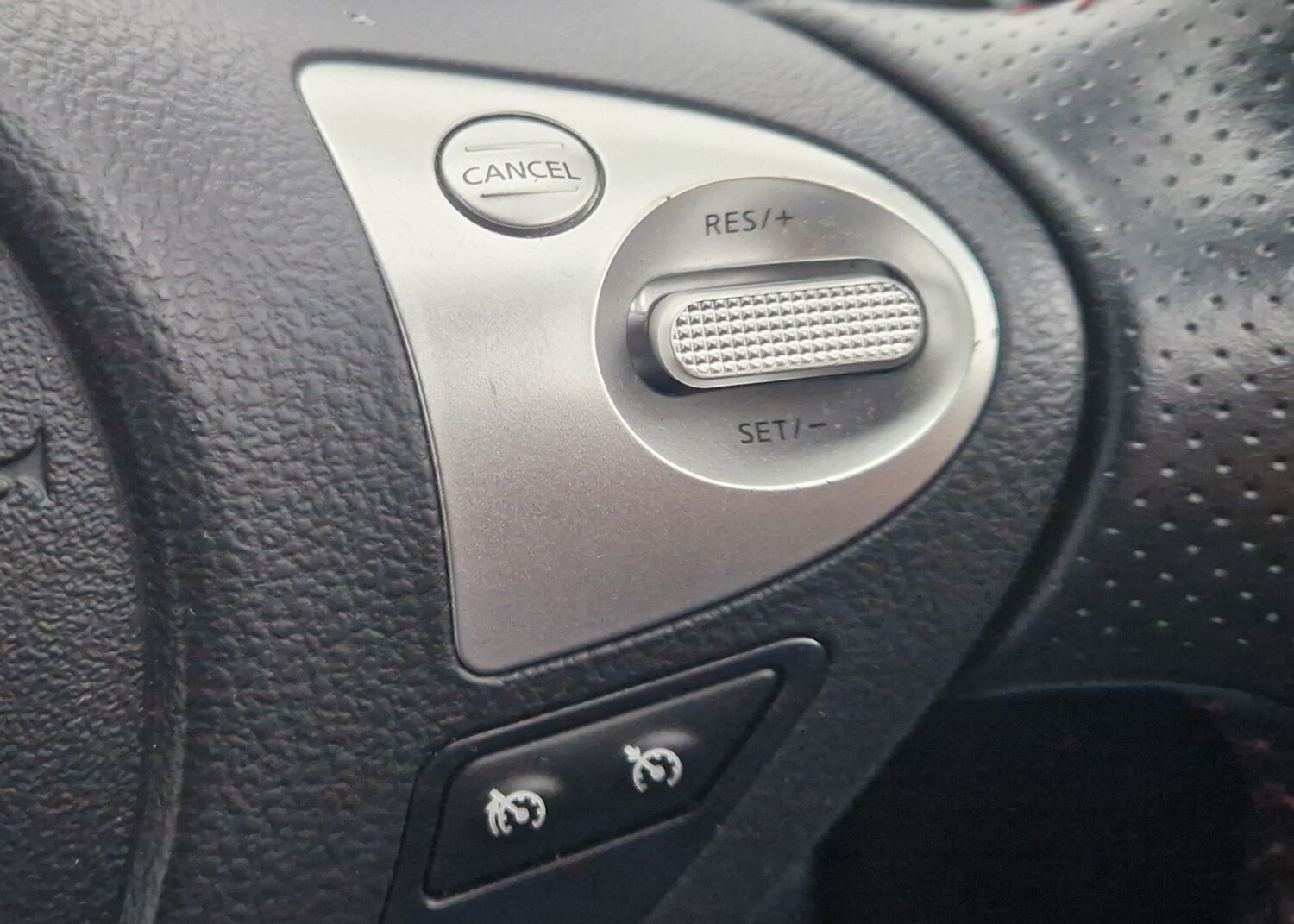 Used Nissan Juke 2015 for sale - 77718950: Photo 76