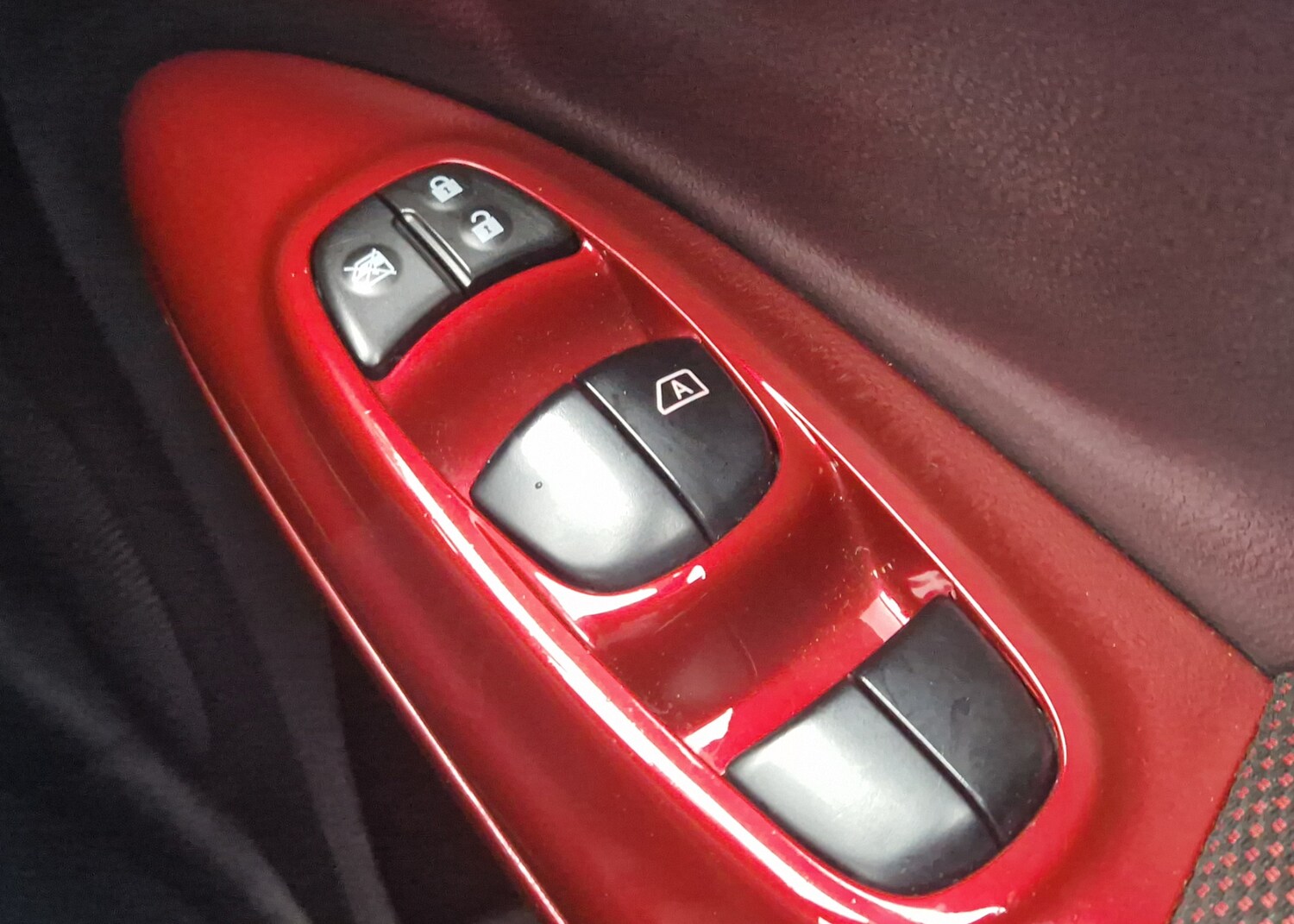 Used Nissan Juke 2015 for sale - 77718950: Photo 77