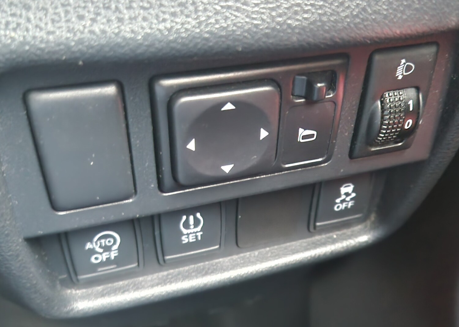 Used Nissan Juke 2015 for sale - 77718950: Photo 78