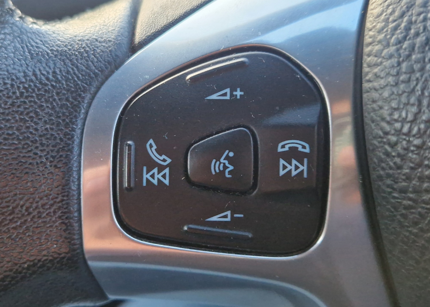 Used Ford Fiesta 2014 for sale - 76798988: Photo 79