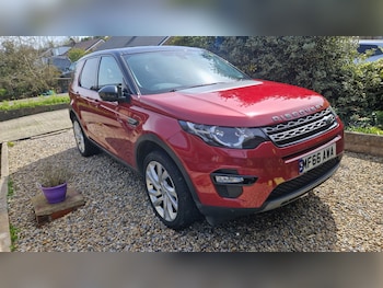 Used Land Rover Discovery Sport 2016 for sale - 76526046: Photo