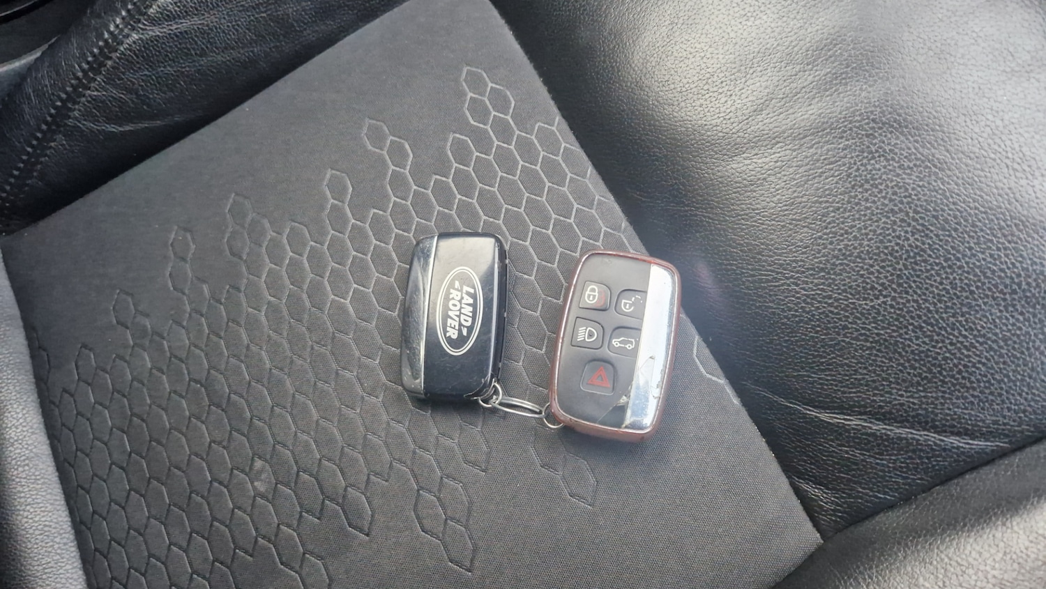 Used Land Rover Discovery Sport 2016 for sale - 76526046: Photo 33