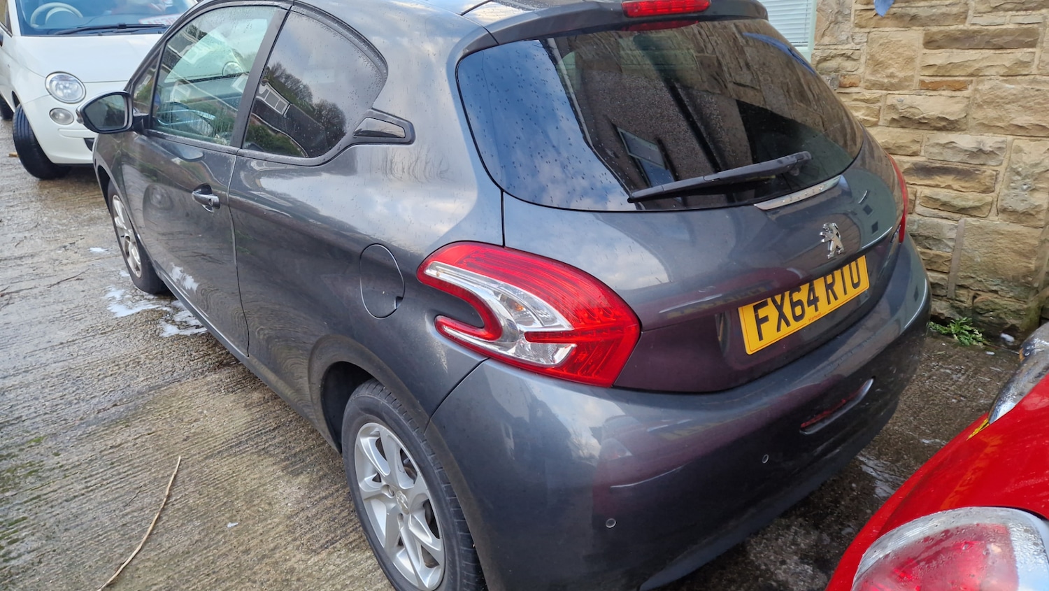 Used Peugeot 208 2014 for sale - 76799077: Photo 3