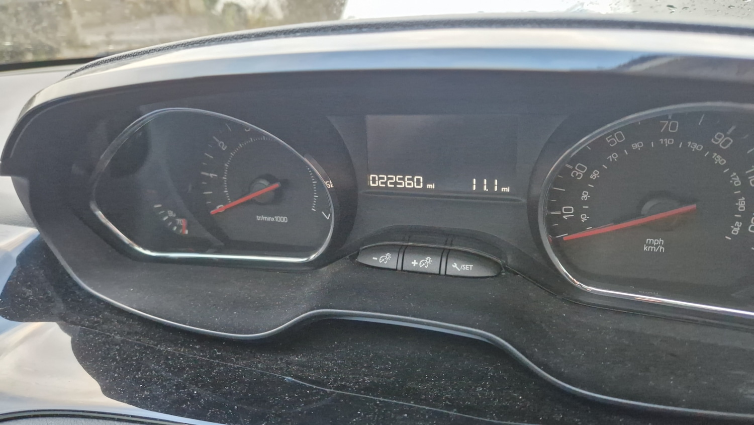 Used Peugeot 208 2014 for sale - 76799077: Photo 6