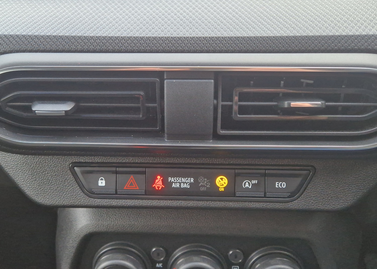 Used Dacia Sandero 2022 for sale - 77643967: Photo 74