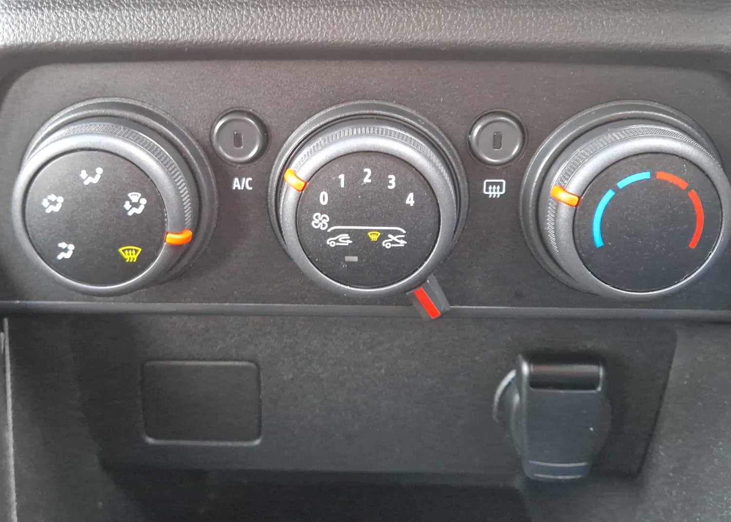 Used Dacia Sandero 2022 for sale - 77643967: Photo 75