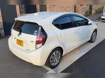 Used Toyota Aqua 2015 for sale - 76246279: Photo