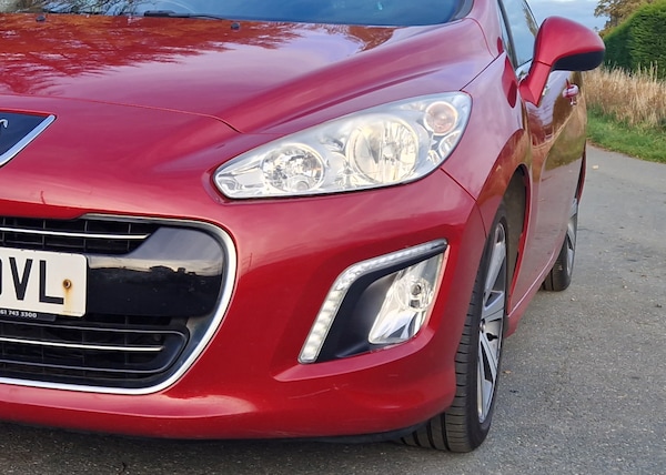 Used Peugeot 308 2014 for sale - 76347093: Photo 36