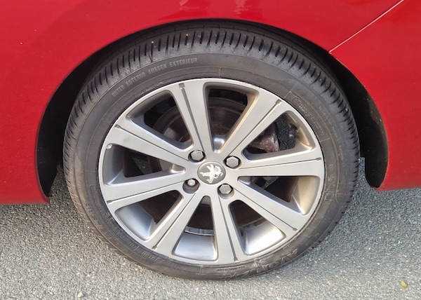 Used Peugeot 308 2014 for sale - 76347093: Photo 42