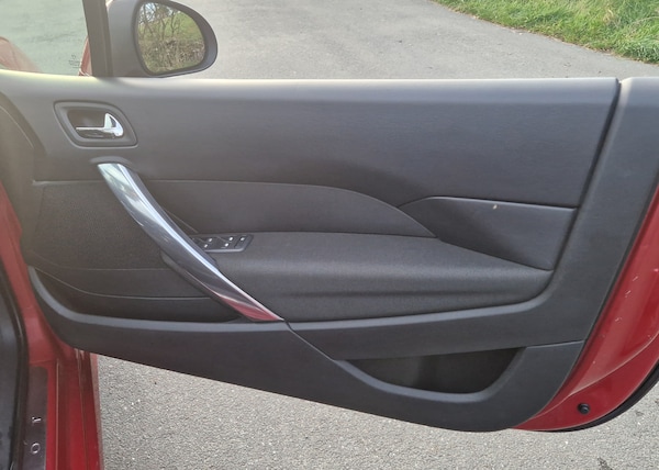 Used Peugeot 308 2014 for sale - 76347093: Photo 74