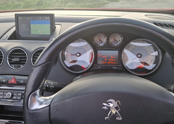 Used Peugeot 308 2014 for sale - 76347093: Photo 87