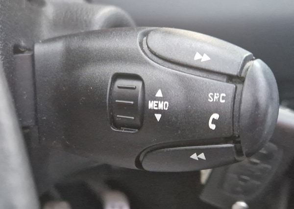 Used Peugeot 308 2014 for sale - 76347093: Photo 90