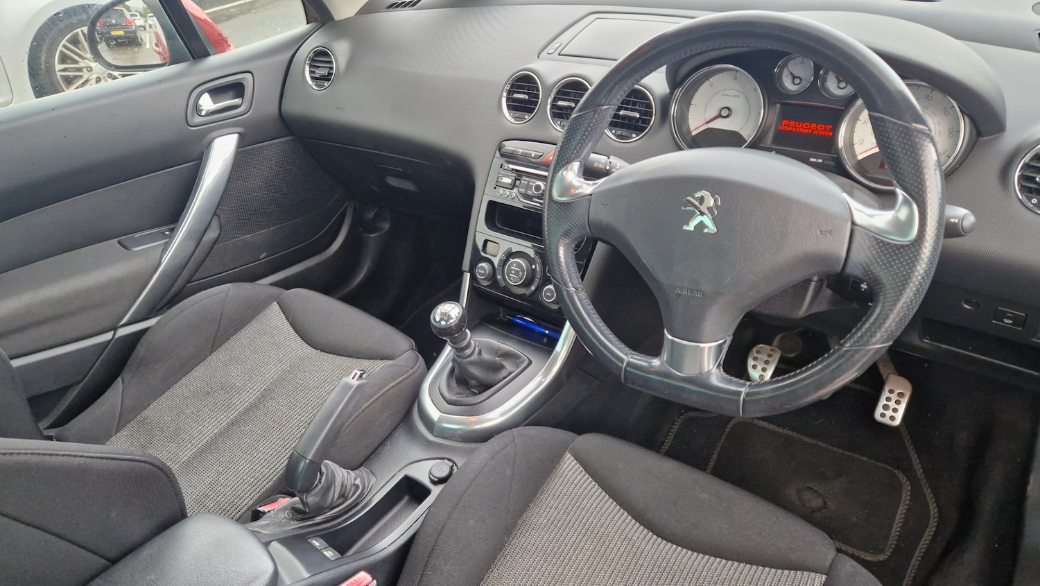 Used Peugeot 308 2014 for sale - 76174181: Photo 11