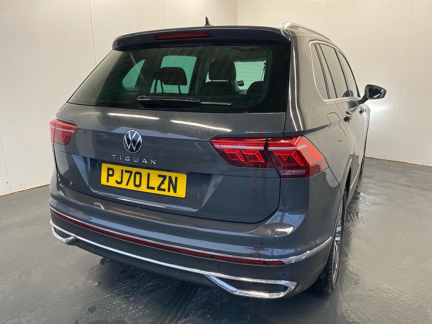 Used Volkswagen Tiguan 2020 for sale - 76392484: Photo 35