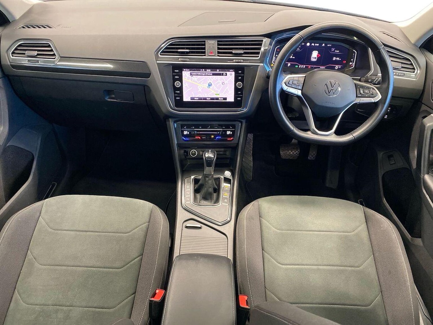 Used Volkswagen Tiguan 2020 for sale - 76392484: Photo 8