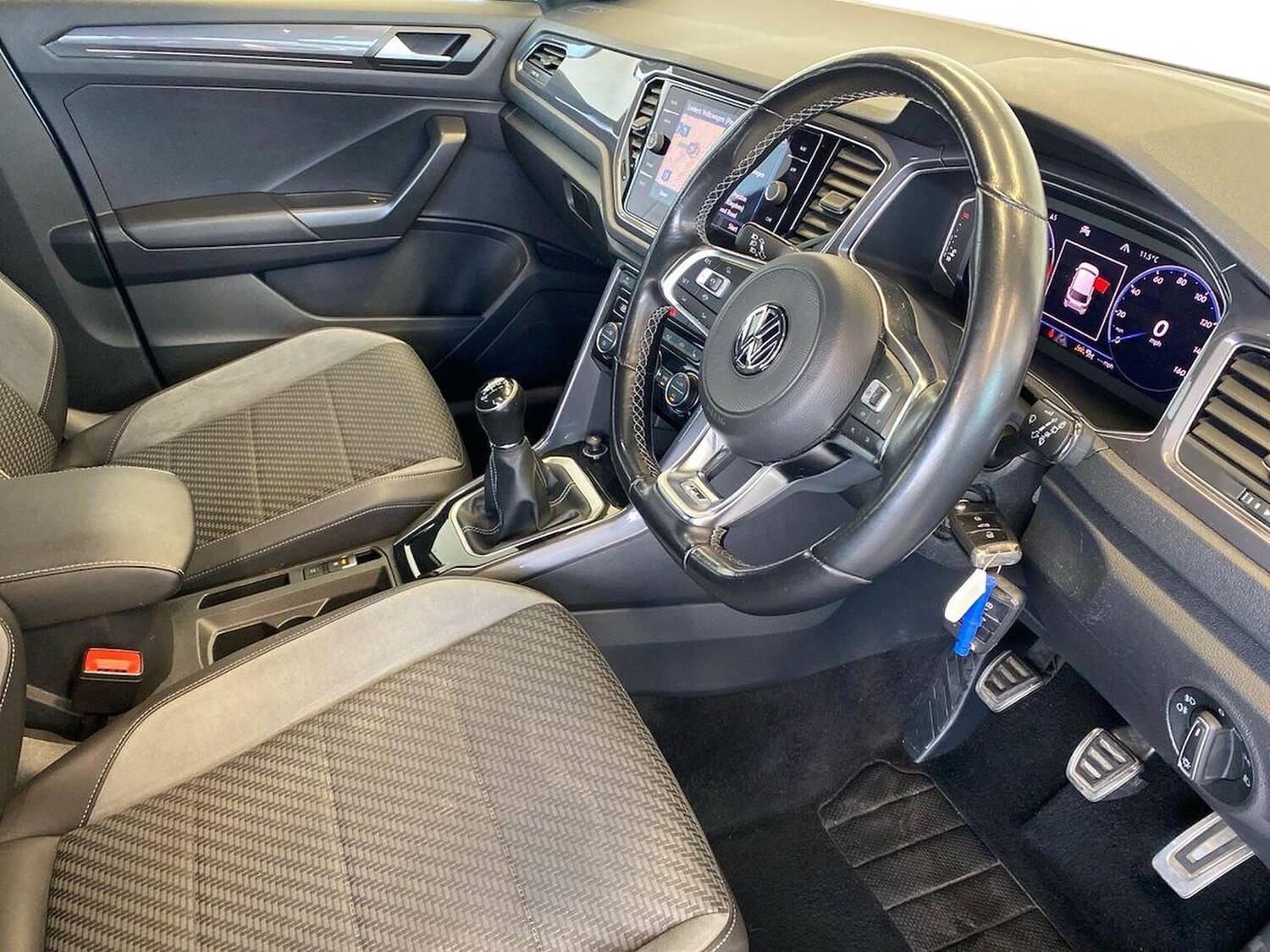 Used Volkswagen T-Roc 2019 for sale - 76418206: Photo 15