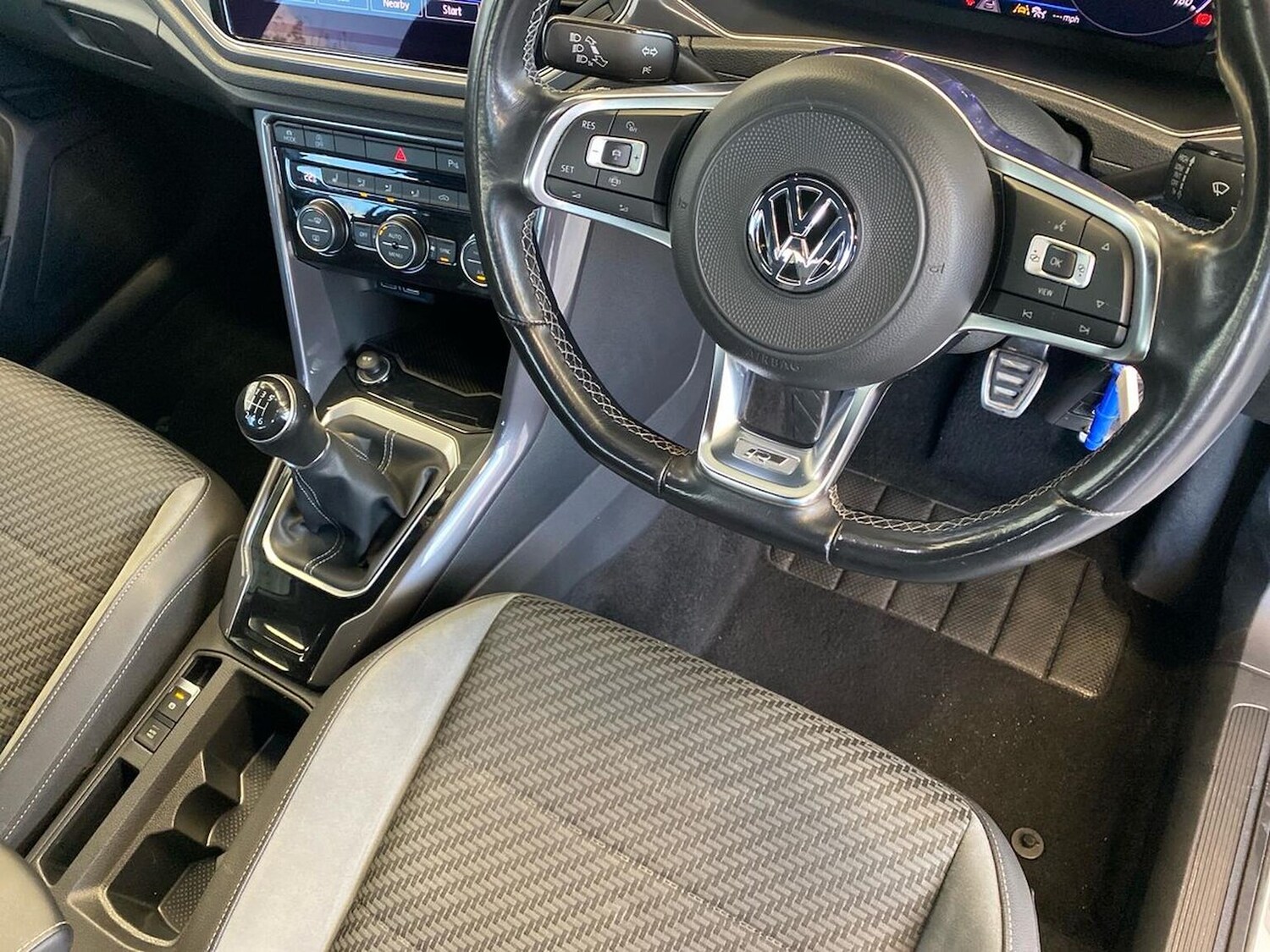 Used Volkswagen T-Roc 2019 for sale - 76418206: Photo 26