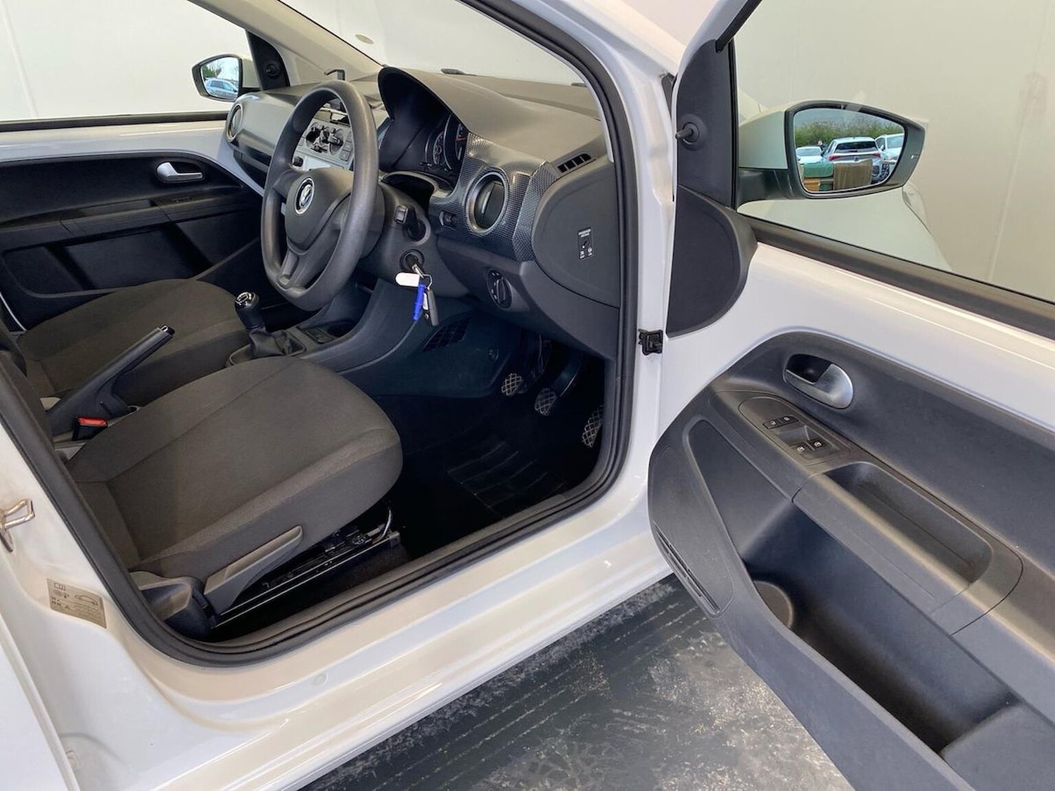 Used Volkswagen up! 2021 for sale - 78131795: Photo 21