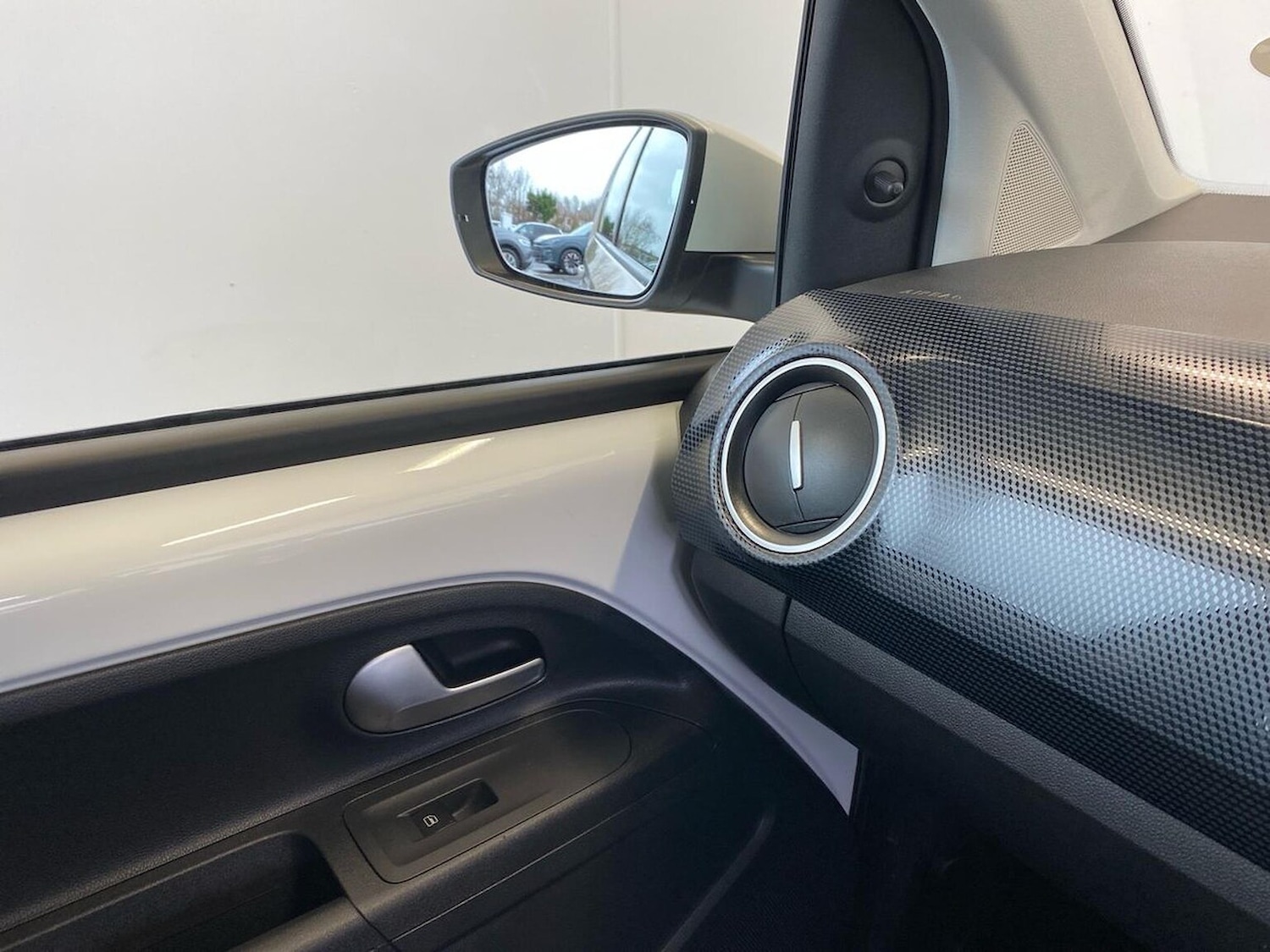 Used Volkswagen up! 2021 for sale - 78131795: Photo 31