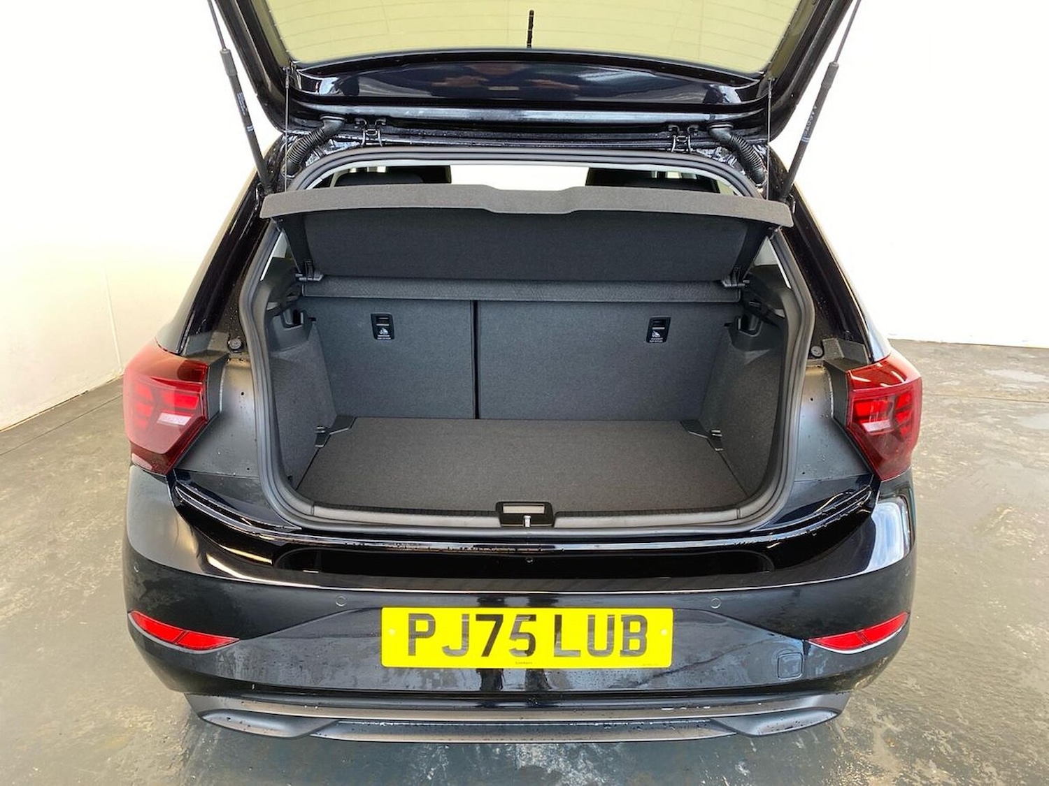 Used Volkswagen Polo 2025 for sale - 77578785: Photo 17